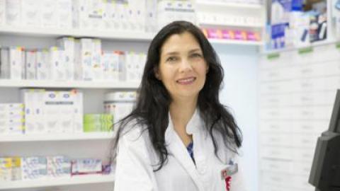 לובשים לבן כל השנה - כתבות מגזין  בשוהם