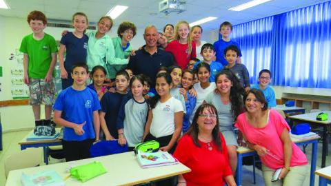 שמעון אמסלם מדבר על ערכים בניצנים - חינוך  בשוהם