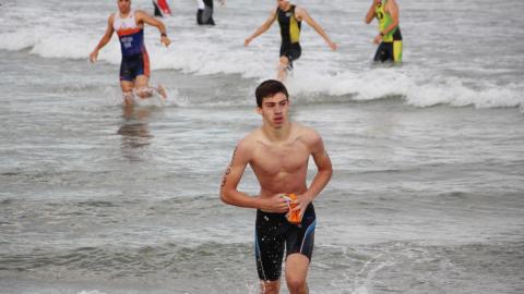 תושב שוהם אופק הדרי זכה במקום השלישי בטריאטלון תל אביב - חינוך  בשוהם