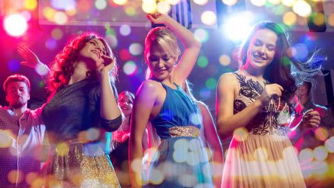 על ט”ו באב, נשים מחוללות, אפליקציית טינדר ואלנבי 40 - טורים אישיים בשוהם