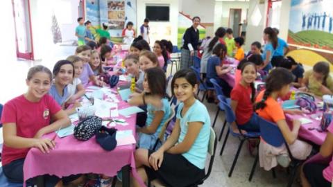 תלמידי אבני החושן בסדנת שנה טובה - חינוך  בשוהם