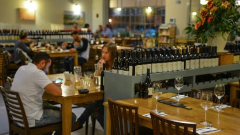 השפים המובילים בישראל מצדיעים לשף סהר רפאל ולמסעדת כרמים במושב סגולה - טיולים ובילויים לכל המשפחה בשוהם