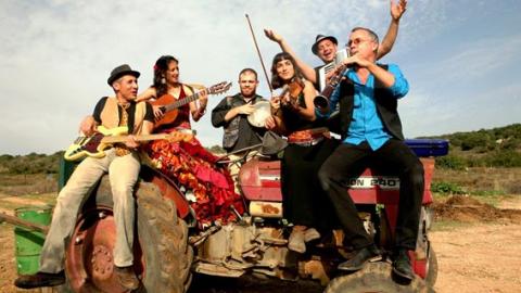 “דרך המשי”- מוזיקה ומחול על דרך המשי - טיולים ובילויים לכל המשפחה בשוהם