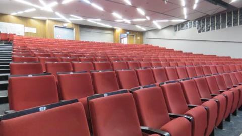 פתיחה מחודשת למרכז לאומנויות הבמה - חדשות בשוהם