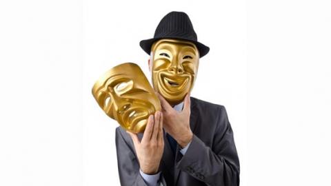 לא כל יום פורים - טורים אישיים בשוהם