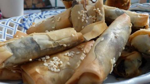 חטיפי פילו במילוי פרג ותמרים - מתכונים ובישול  בשוהם