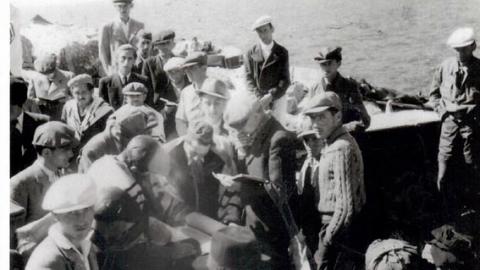 רגעים של אור בתוך חושך גדול - כתבות מגזין  בשוהם