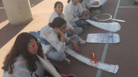 יום שיא במדעים בניצנים - חינוך  בשוהם