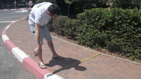 בדיקת “אור ירוק” מעלה: ליקויים בתקני המדרכות בשוהם - חדשות בשוהם