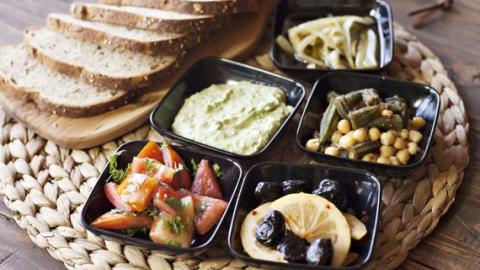 היינו טעמנו התאהבנו וחזרנו לספר לכם - מסעדת רשטא - טיולים ובילויים לכל המשפחה בשוהם