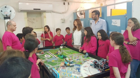 ח"כ לאה פדידה  בבית הספר רבין - חינוך  בשוהם