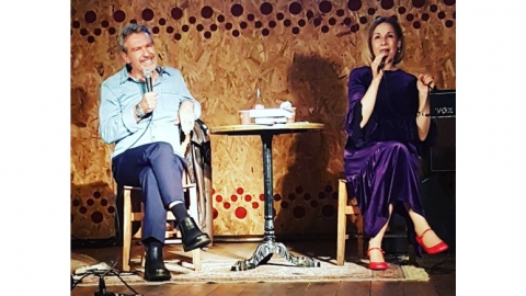 הטייס והחסידה - כתבות מגזין  בשוהם