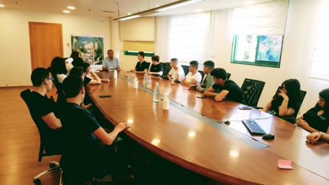 אקטואליה ואנטיגונה – בתיכון שוהם - חינוך  בשוהם