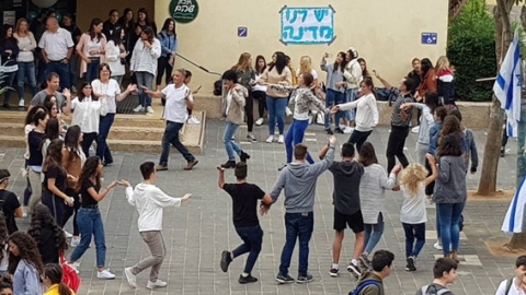 תיכון שוהם - כשכל החגיגות  נפגשות - חינוך  בשוהם