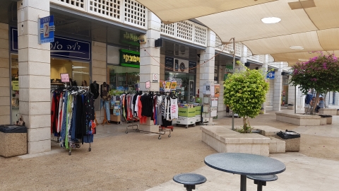 תושבי שוהם זועמים: “המעליות במרכז המסחרי הישן בשוהם מתקלקלות חדשות לבקרים” - חדשות בשוהם