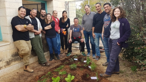 עובדי חברת "סאס" - הקירבה הפיזית שהובילה לחיבור רגשי - חינוך  בשוהם