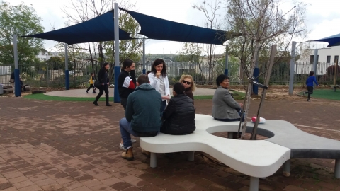 סבא וסבתא באים לביקור - כתבות מגזין  בשוהם