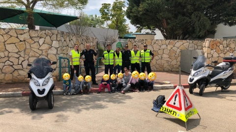 בשירות הקהילה - כתבות מגזין  בשוהם