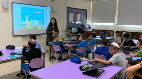 כתיבת קודים באבני החושן - תרבות הפנאי  בשוהם