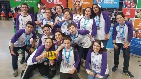 מקום ראשון לנבחרת הרובוטיקה של יהלו"ם - תרבות הפנאי  בשוהם