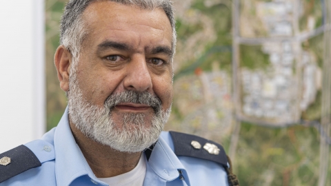 "עין 1, עבור" - כתבות מגזין  בשוהם