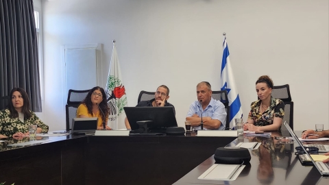 השרה להגנת הסביבה, עידית סילמן, קיימה פגישת עבודה במועצה האזורית חבל מודיעין   - חדשות בשוהם