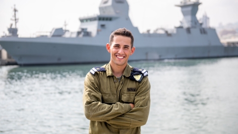 קבלו את סגן אדר פינטו, סיים קורס חובלים היוקרתי והמפרך. - חדשות בשוהם